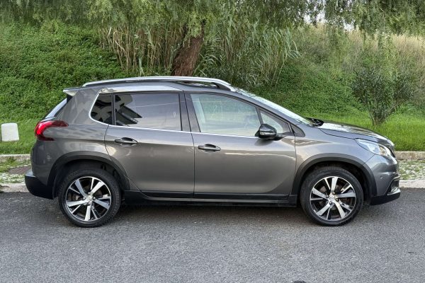 peugeot 2008 1.2 130cv-19