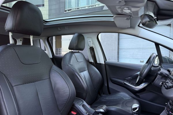 peugeot 2008 1.2 130cv-5