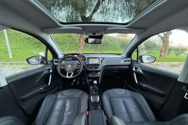 peugeot 2008 1.2 130cv-9