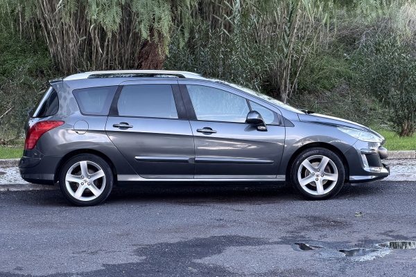 peugeot 308 sw-25