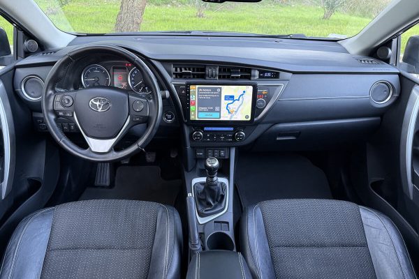 toyota auris-17
