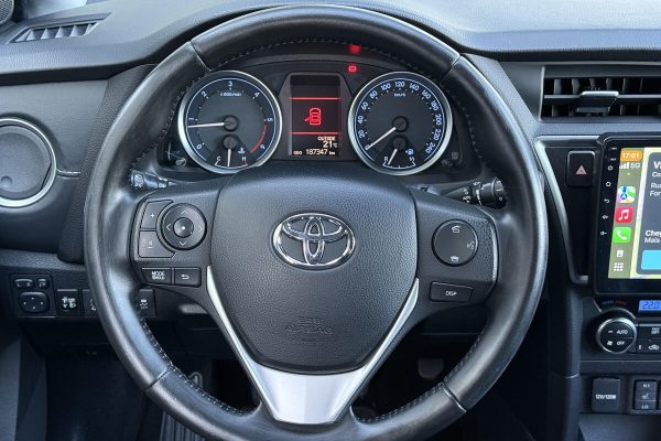 toyota auris-19