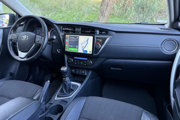 toyota auris-23