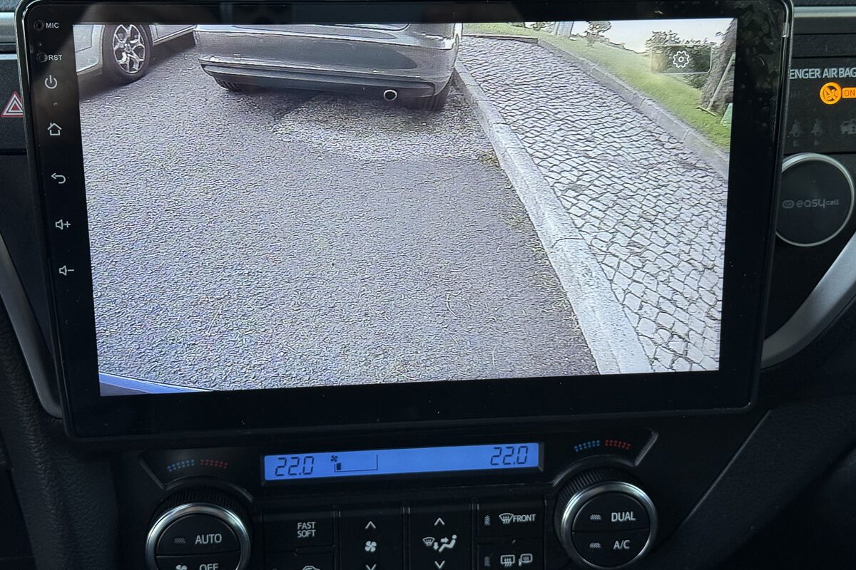 toyota auris-26