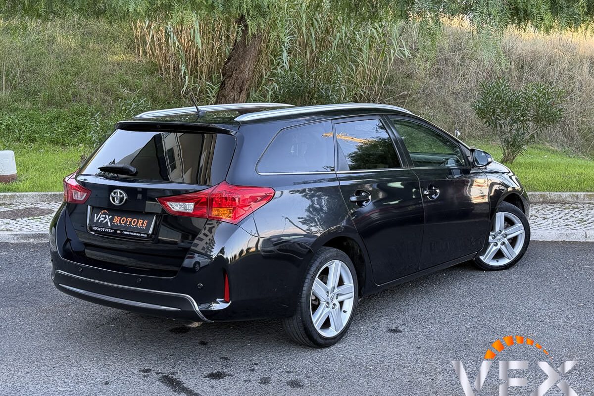 toyota auris-3