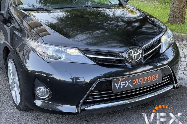 toyota auris-6