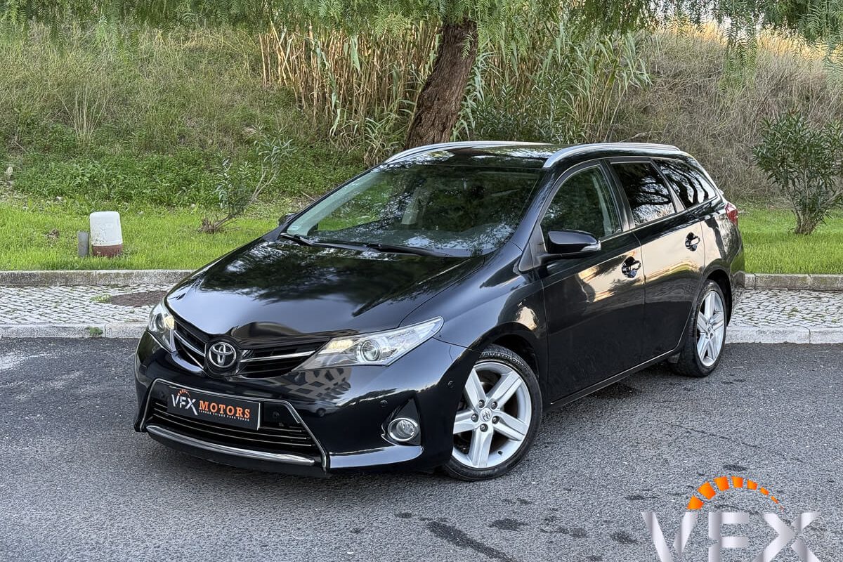 toyota auris-9